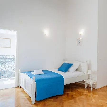 Atrium Makarska